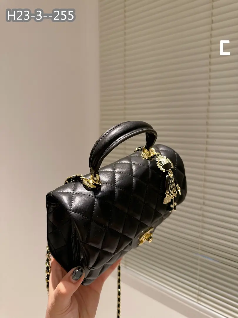 Kng1404  Chanel  355🤴🏾 49$ gallery