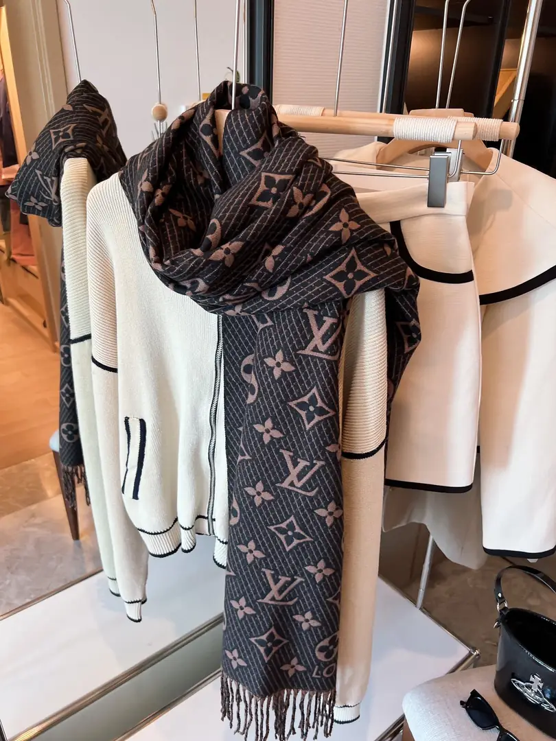 Kng2504  LV  150🤴🏾  20$ gallery