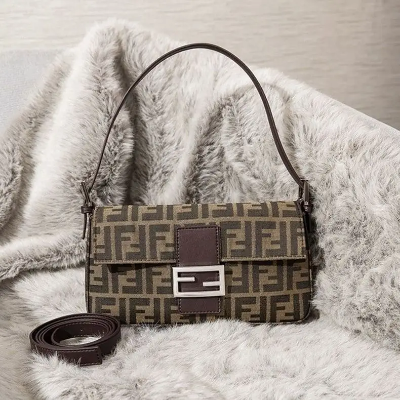 Kng2539 FENDI 49.99$  370 gallery