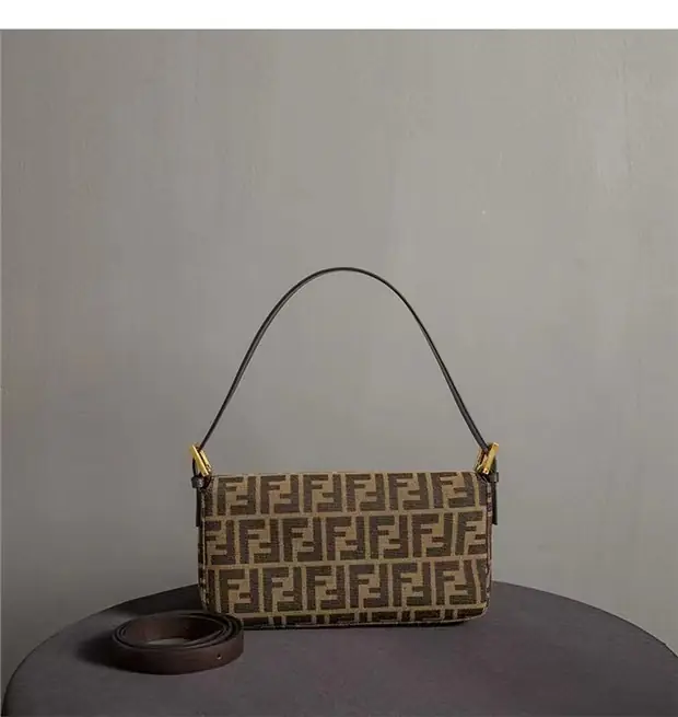 Kng2539 FENDI 49.99$  370 gallery