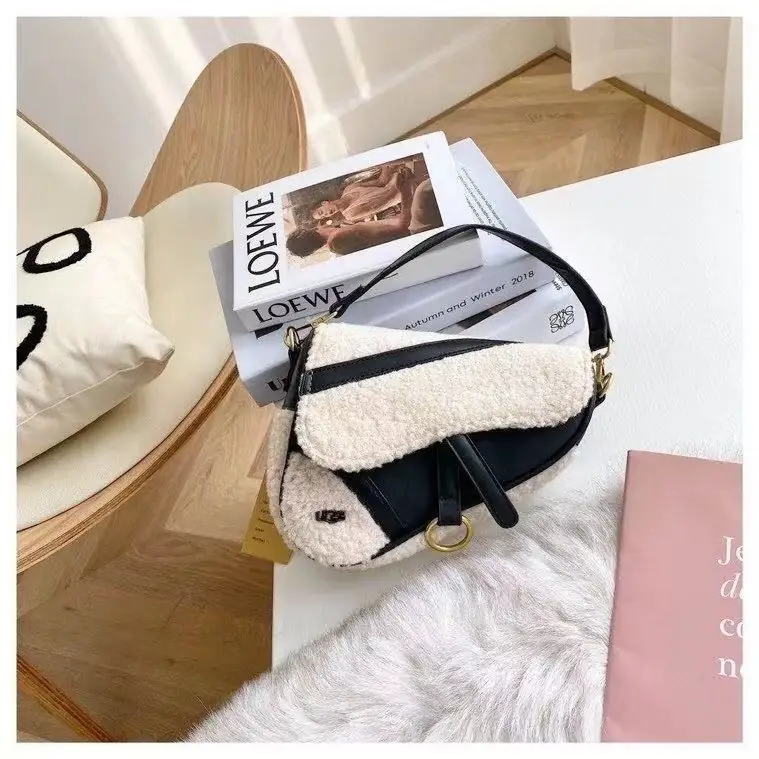 Kng2551 UGG 5A+  280 38$ gallery