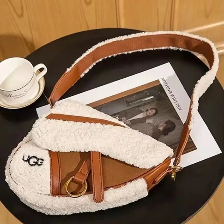 Kng2551 UGG 5A+  280 38$ gallery