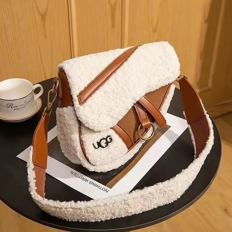 Kng2551 UGG 5A+  280 38$ gallery