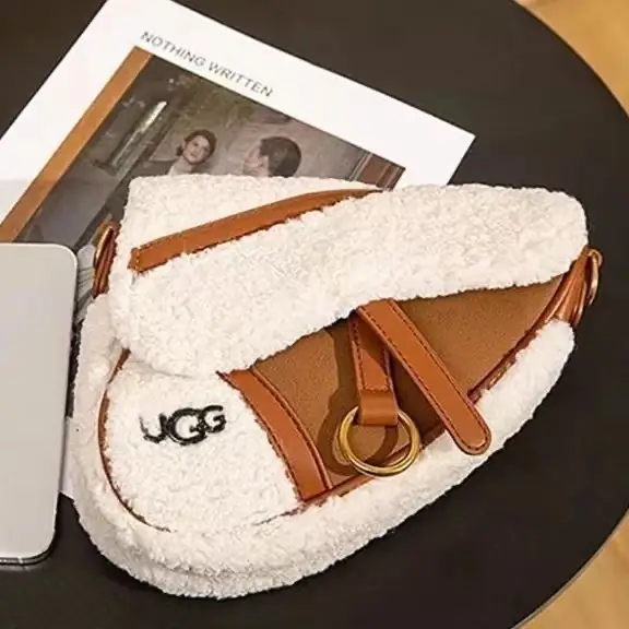 Kng2551 UGG 5A+  280 38$ gallery
