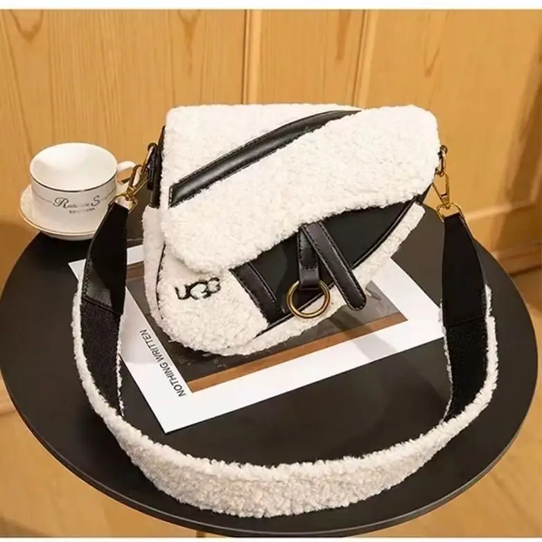 Kng2551 UGG 5A+  280 38$ gallery