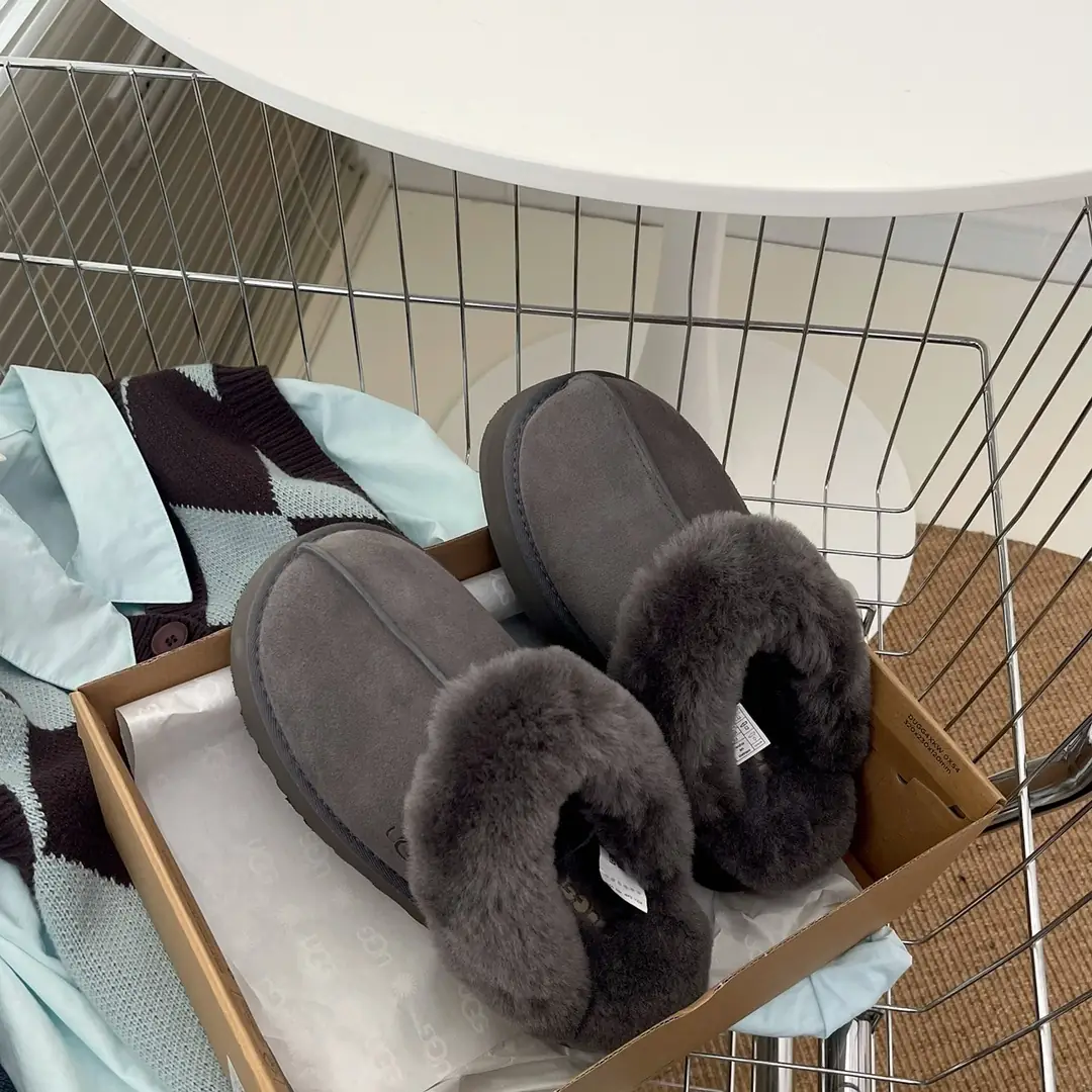 Kng2700  UGG 1:1  TOP   315🤴🏾 44$ gallery