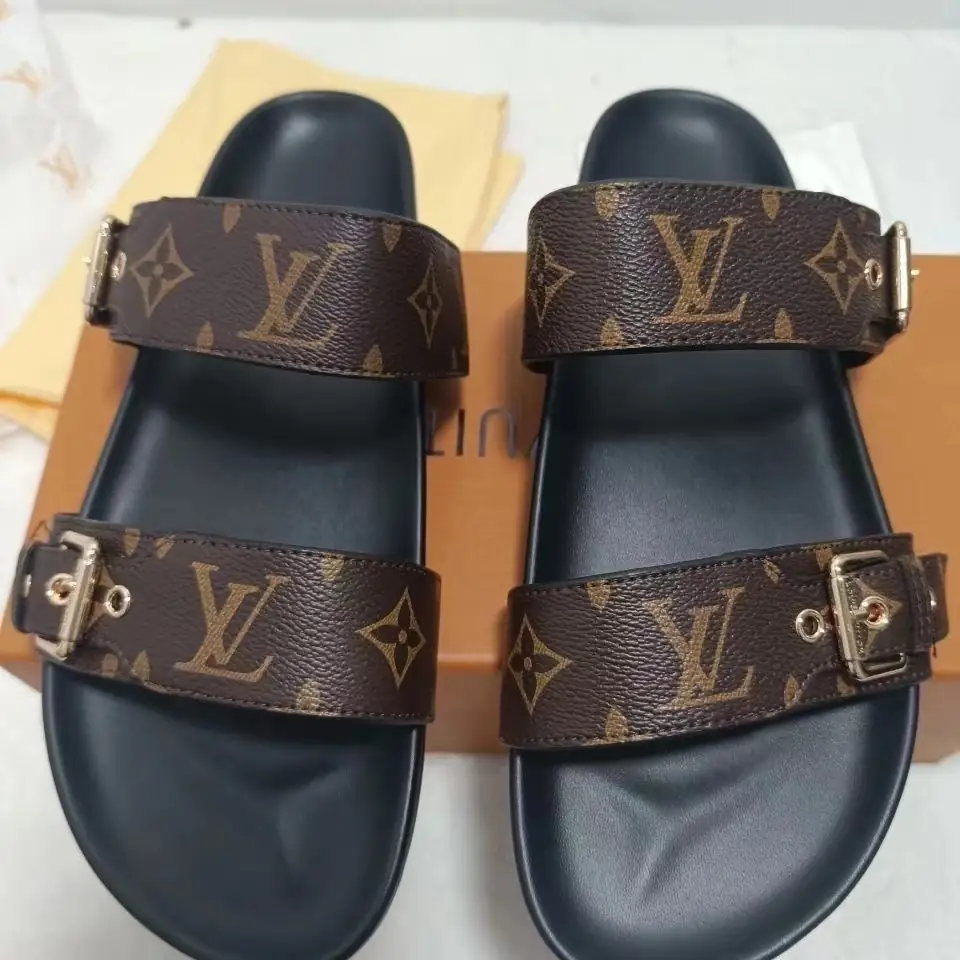 Kng3015  LV TOP 1:1  320🤑 45$ gallery