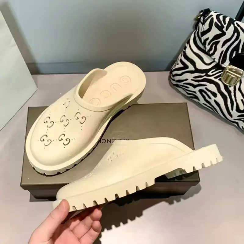 Kng3021 GUCCI 5A 280 38$ gallery