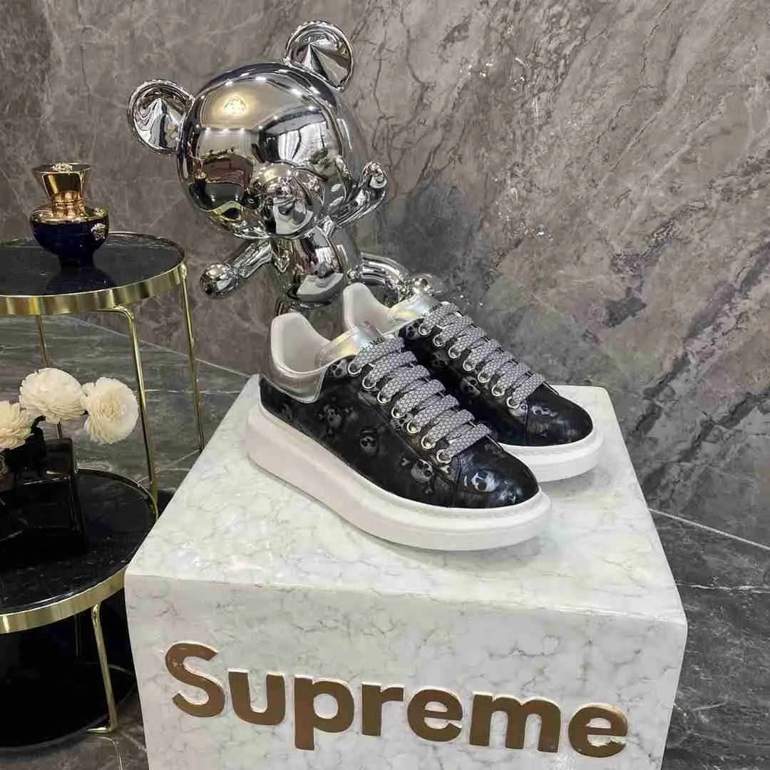 Kng334  Alexander McQueen 655🤴🏾 90$ gallery