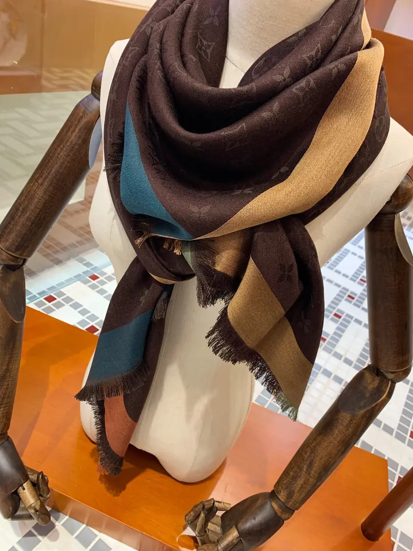 Kng341   LV 27.11$ gallery