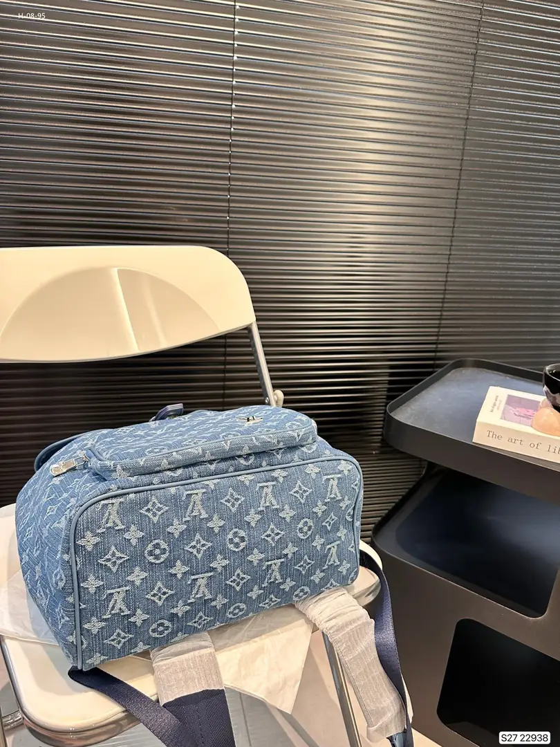 Kng4005   LV  75$ gallery