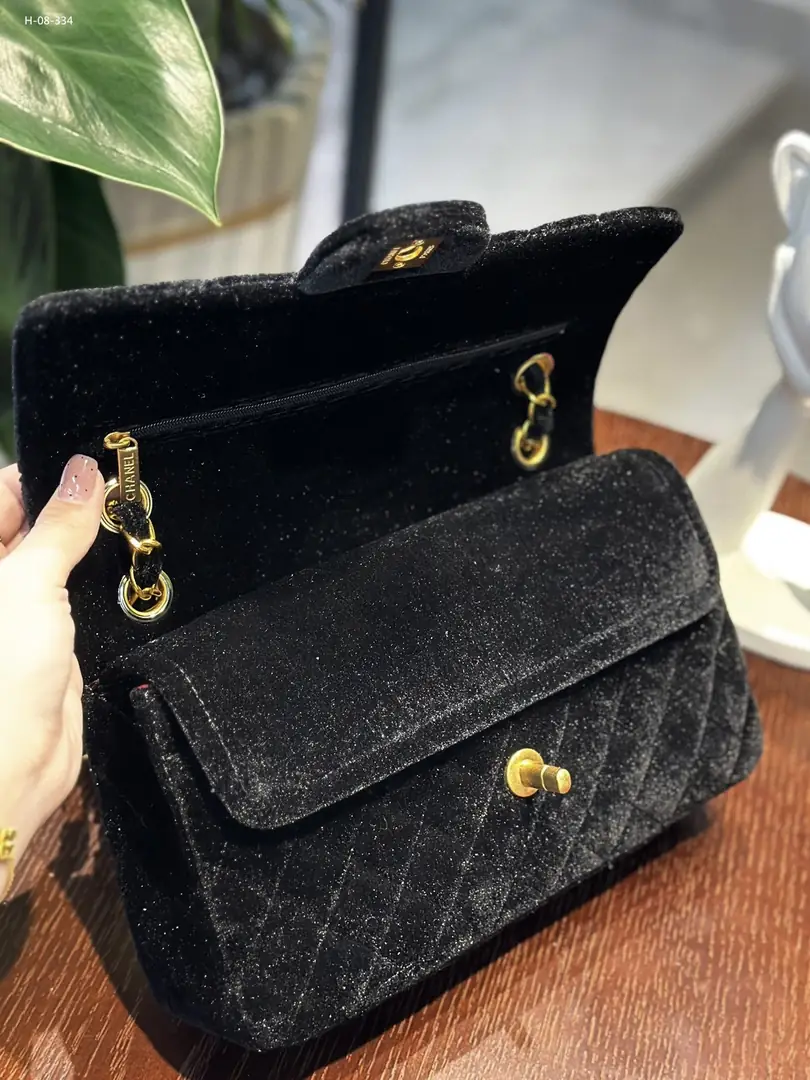 Kng4006  Chanel  65$ gallery