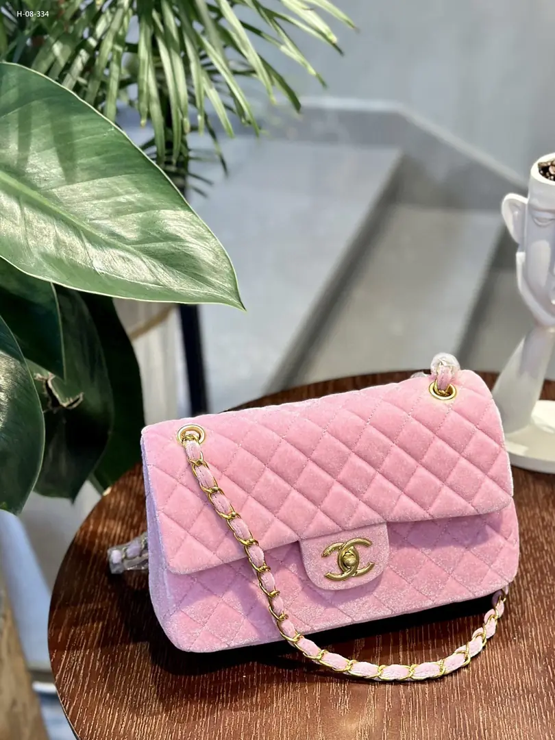 Kng4006  Chanel  65$ gallery