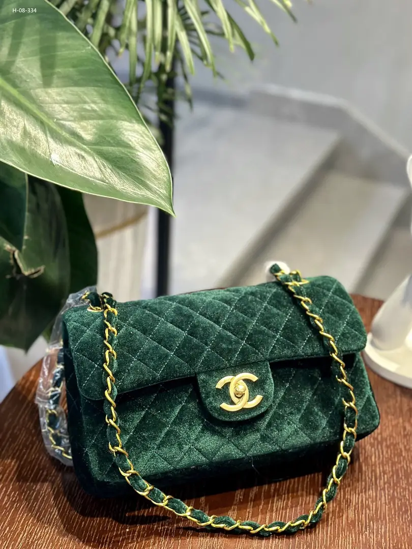 Kng4006  Chanel  65$ gallery