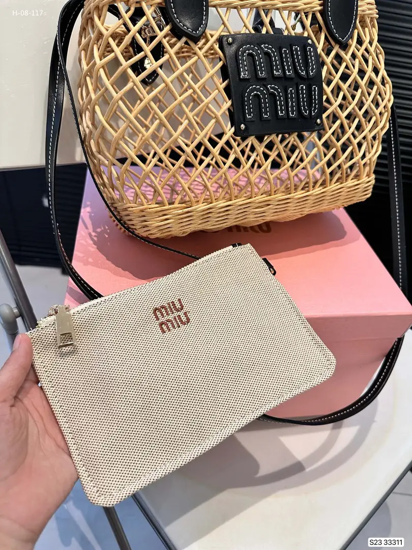 Kng4009 MIUMIU   59.99$ gallery