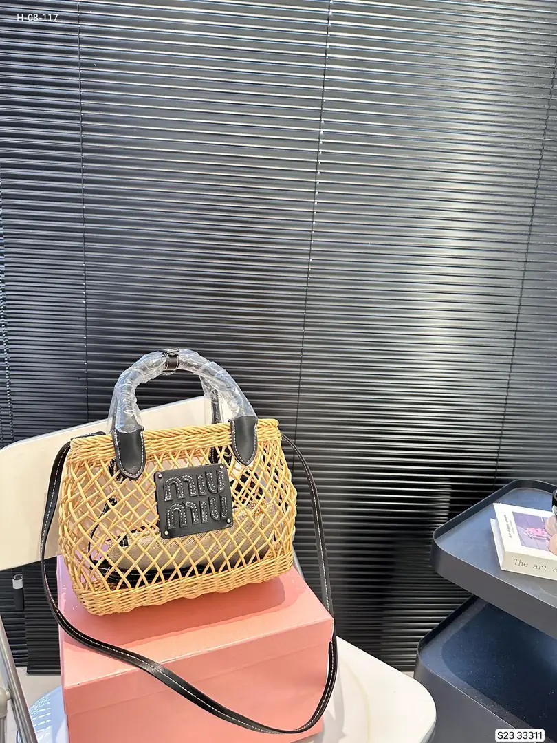 Kng4009 MIUMIU   59.99$ gallery