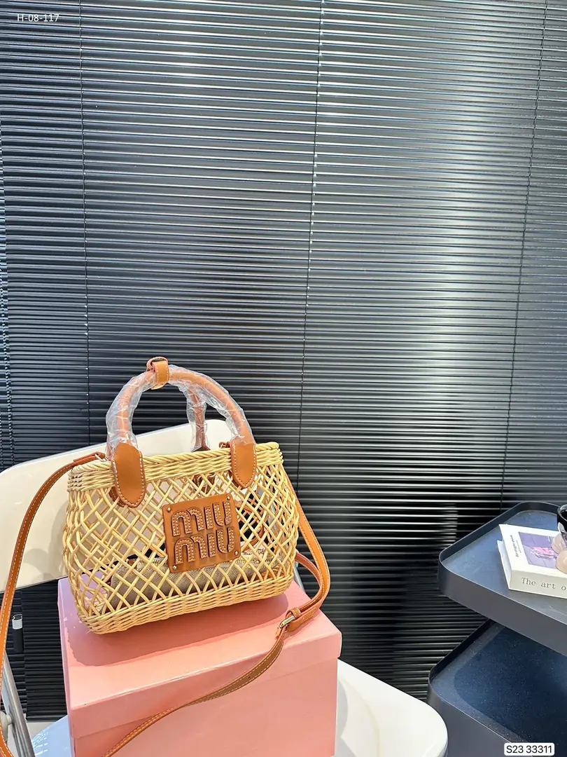 Kng4009 MIUMIU   59.99$ gallery