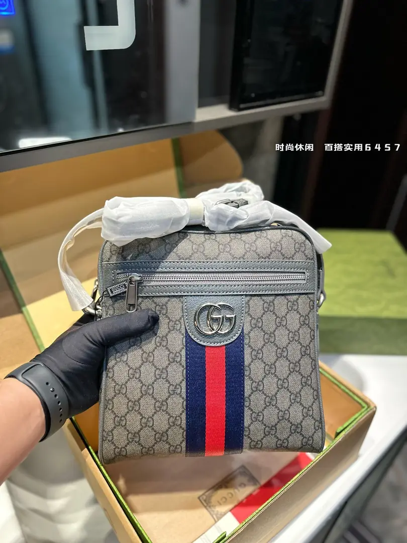 Kng4012  GUCCI  59$ gallery