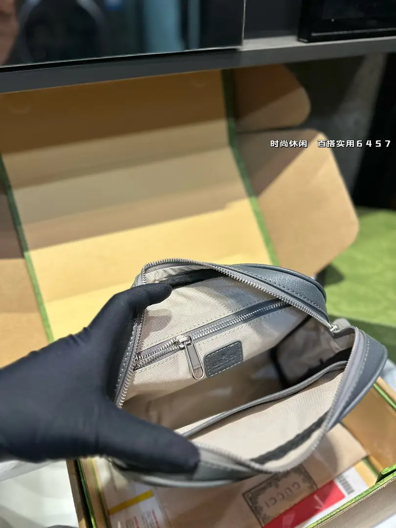 Kng4012  GUCCI  59$ gallery