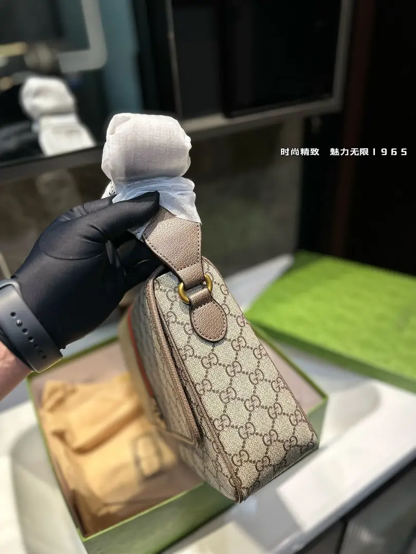 Kng4014   GUCCI  75$ gallery