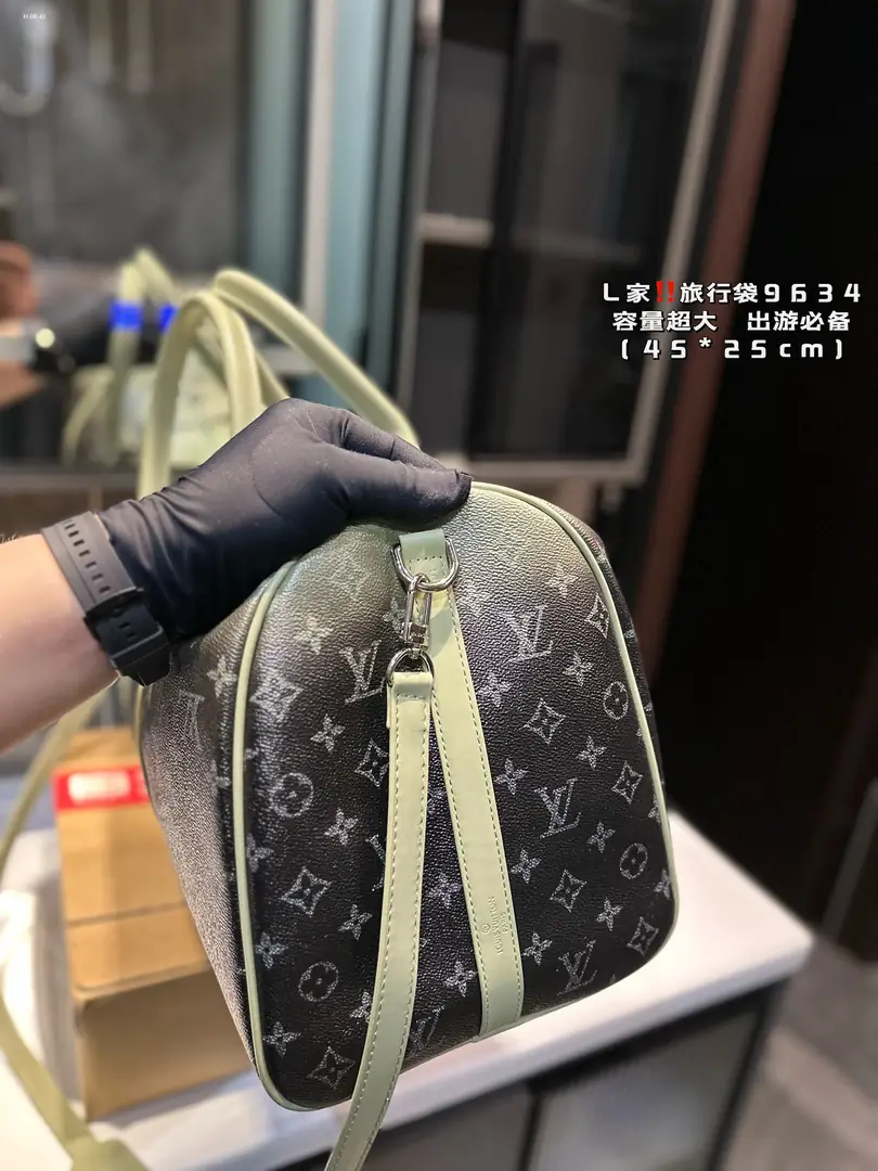 Kng4017  LV 95$ gallery