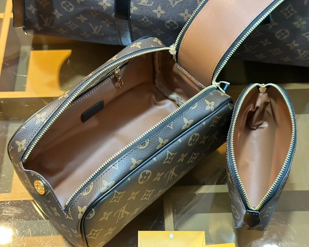 Kng4026 LV 89$ gallery