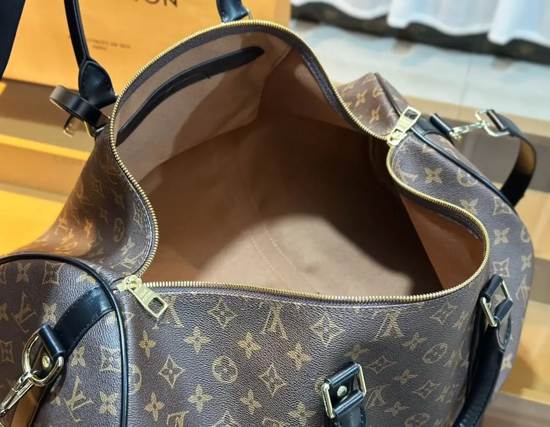 Kng4026 LV 89$ gallery