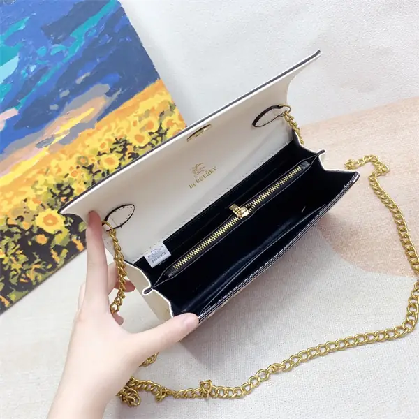 Kng4027 Burberry 68$ gallery