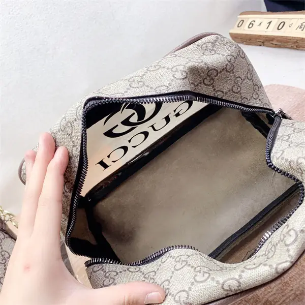 Kng4029 GUCCI  74$ gallery