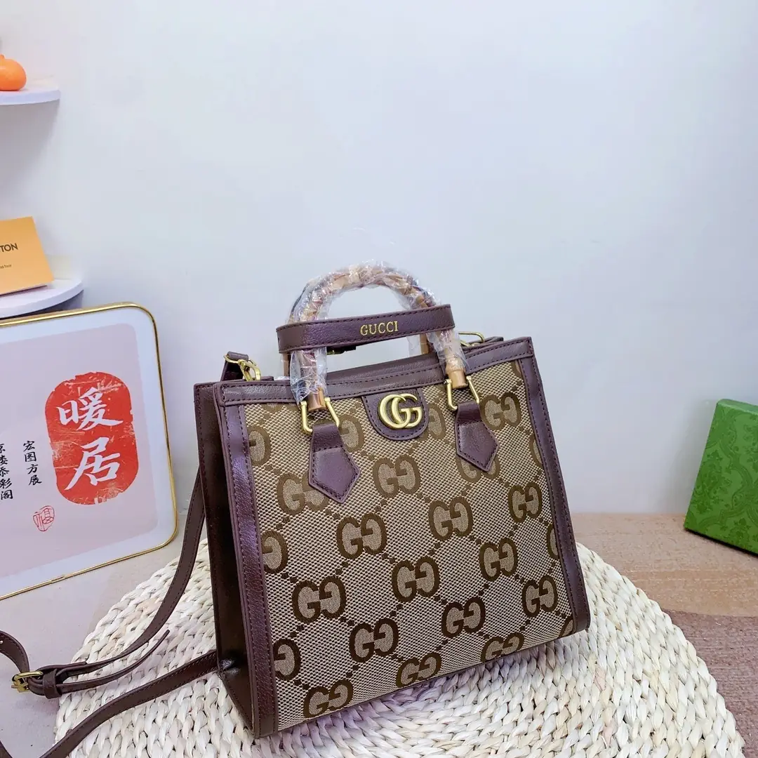 Kng4036 Gucci  89.99$ gallery