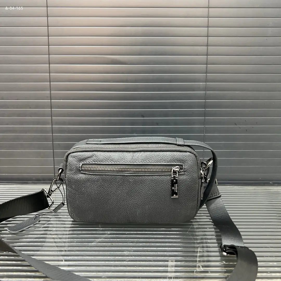 Kng4215 Gucci  65$ gallery