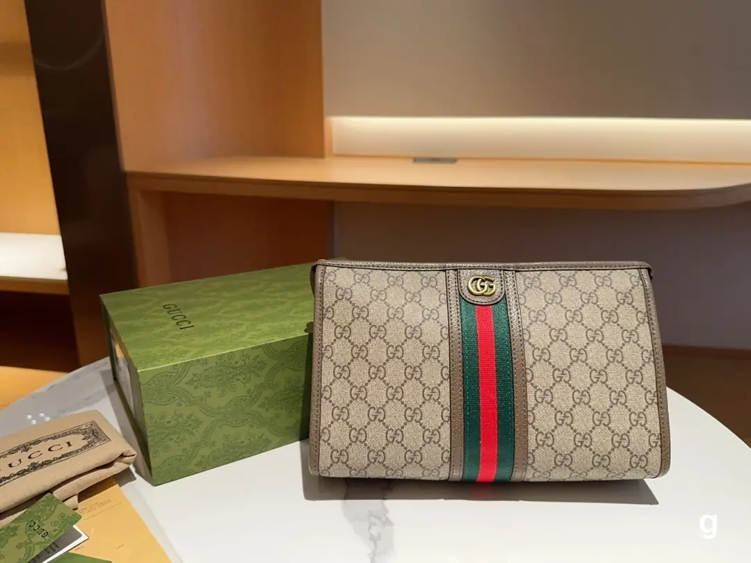 Kng4216 Gucci  69.8$ gallery