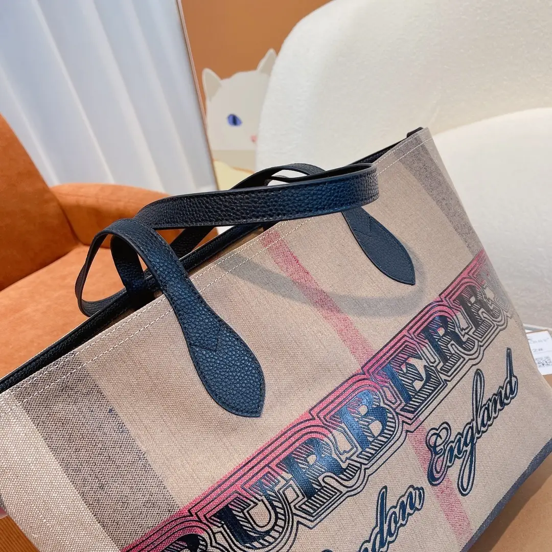 Kng4217  Burberry 88$ gallery