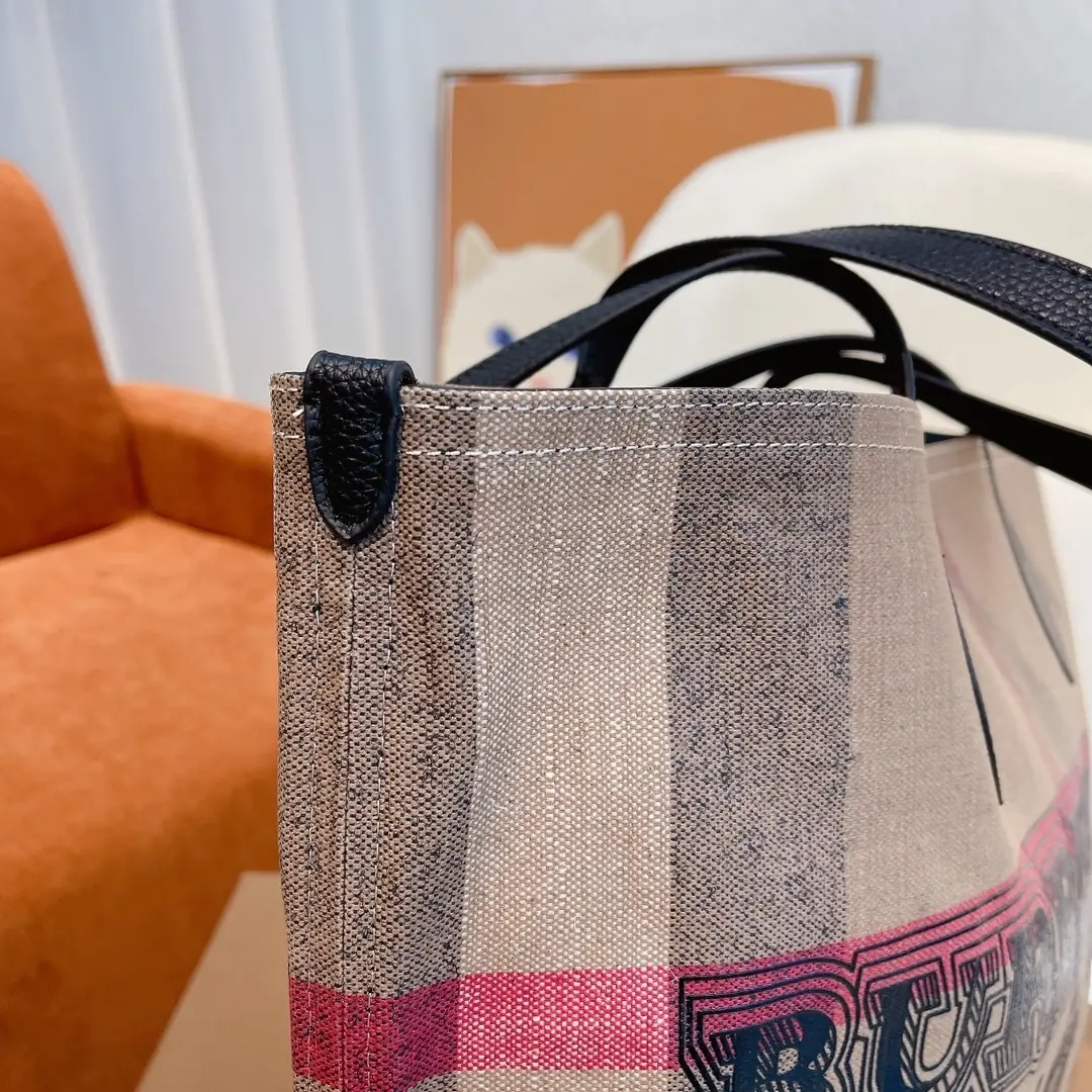 Kng4217  Burberry 88$ gallery