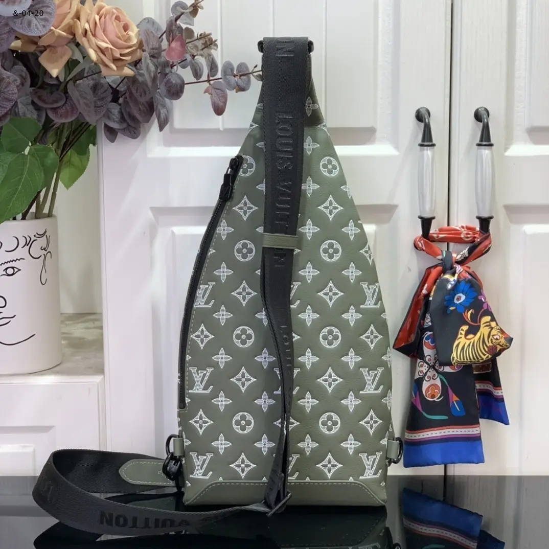 Kng4225 LV  89$ gallery