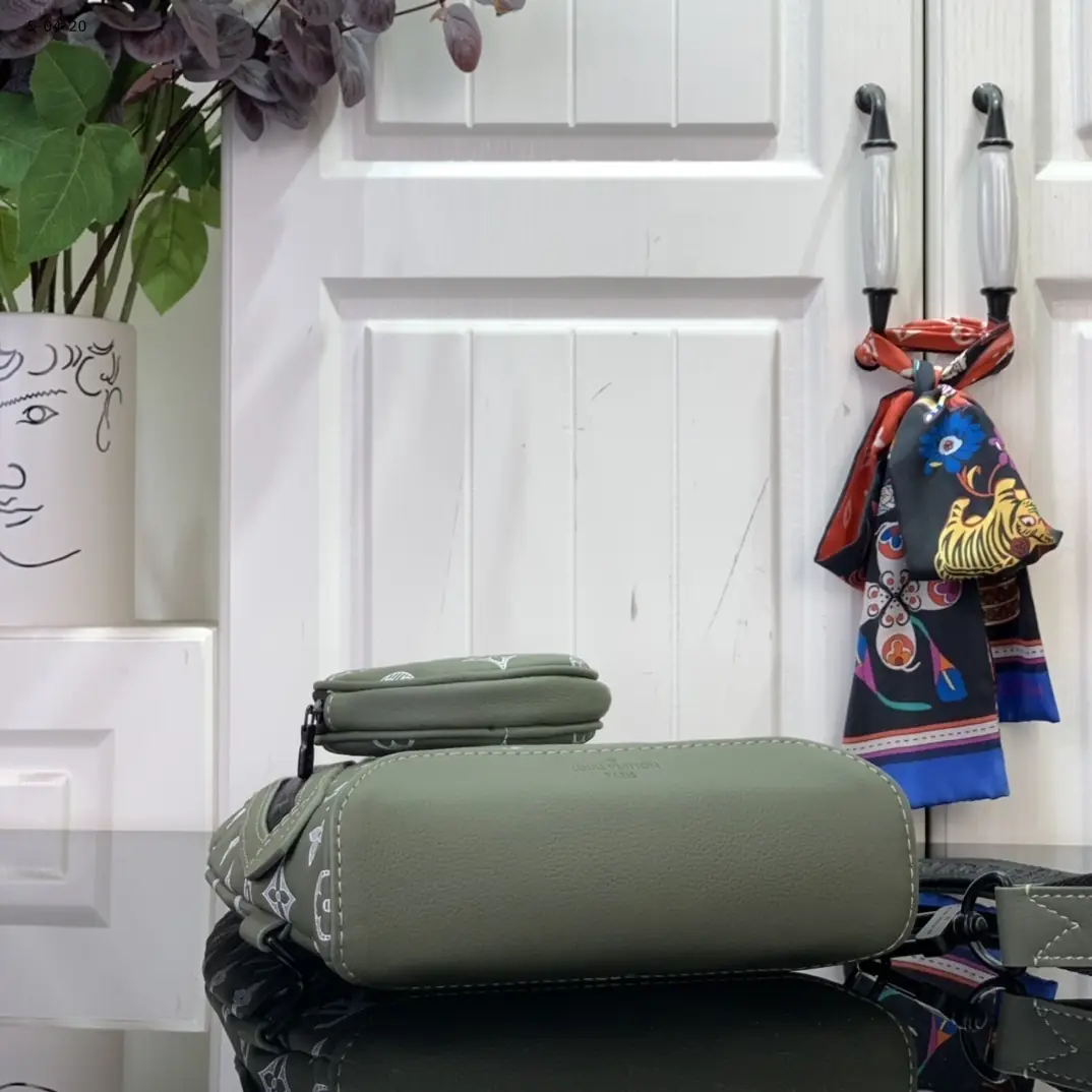 Kng4225 LV  89$ gallery