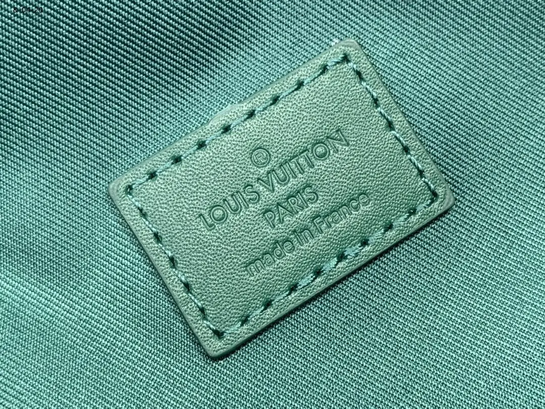 Kng4226 LV，85$ gallery