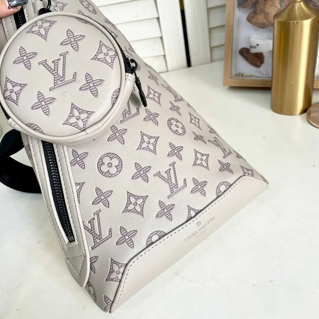 Kng4229 LV，75$， gallery