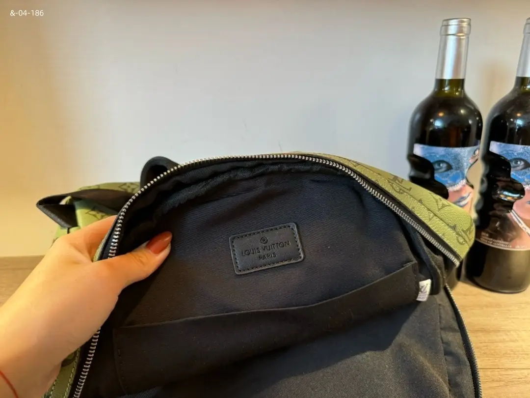 Kng4234 LV，96$ gallery