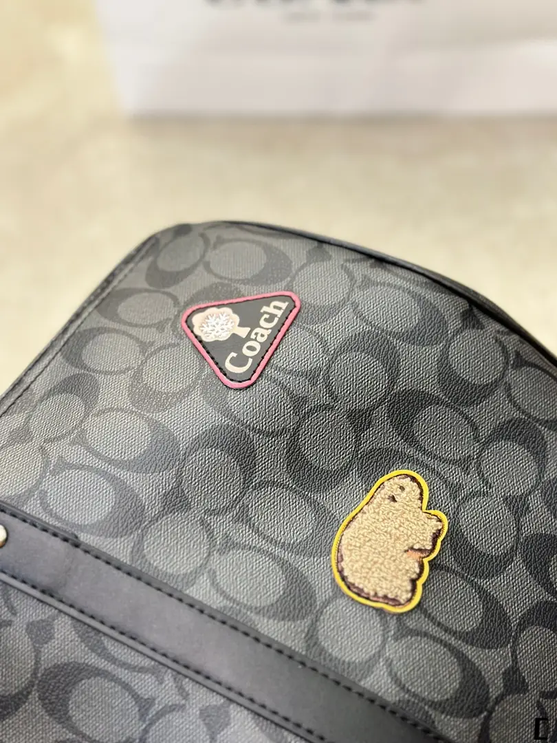 Kng4235 Coach 98$ gallery