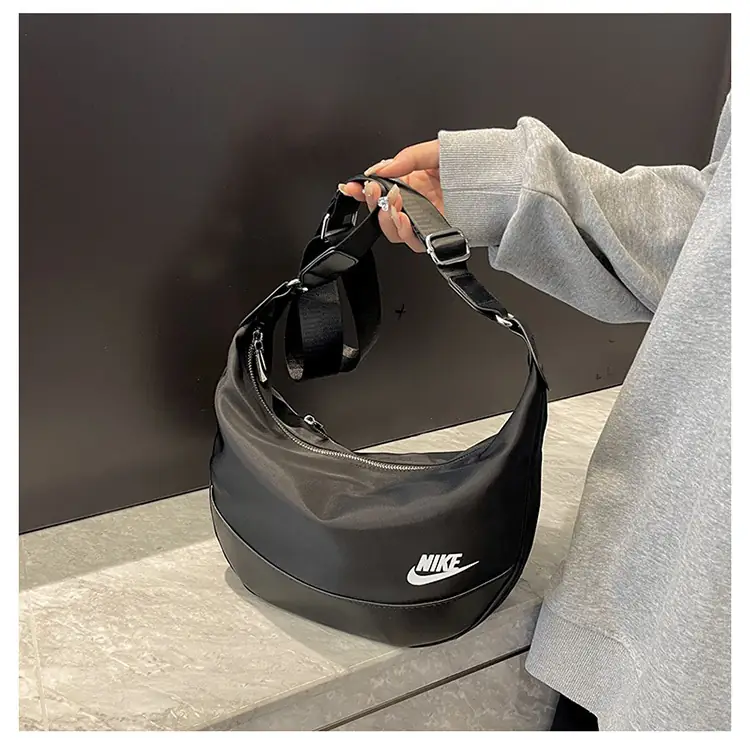 Kng428 NIKE 28$ 158 gallery