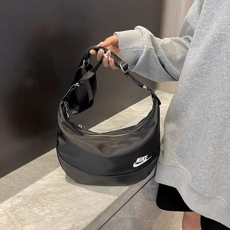 Kng428 NIKE 28$ 158 gallery