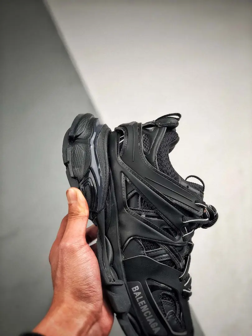 Kng484  Brand Balenciaga  (high quality 1:1 ) 120$ 880 gallery
