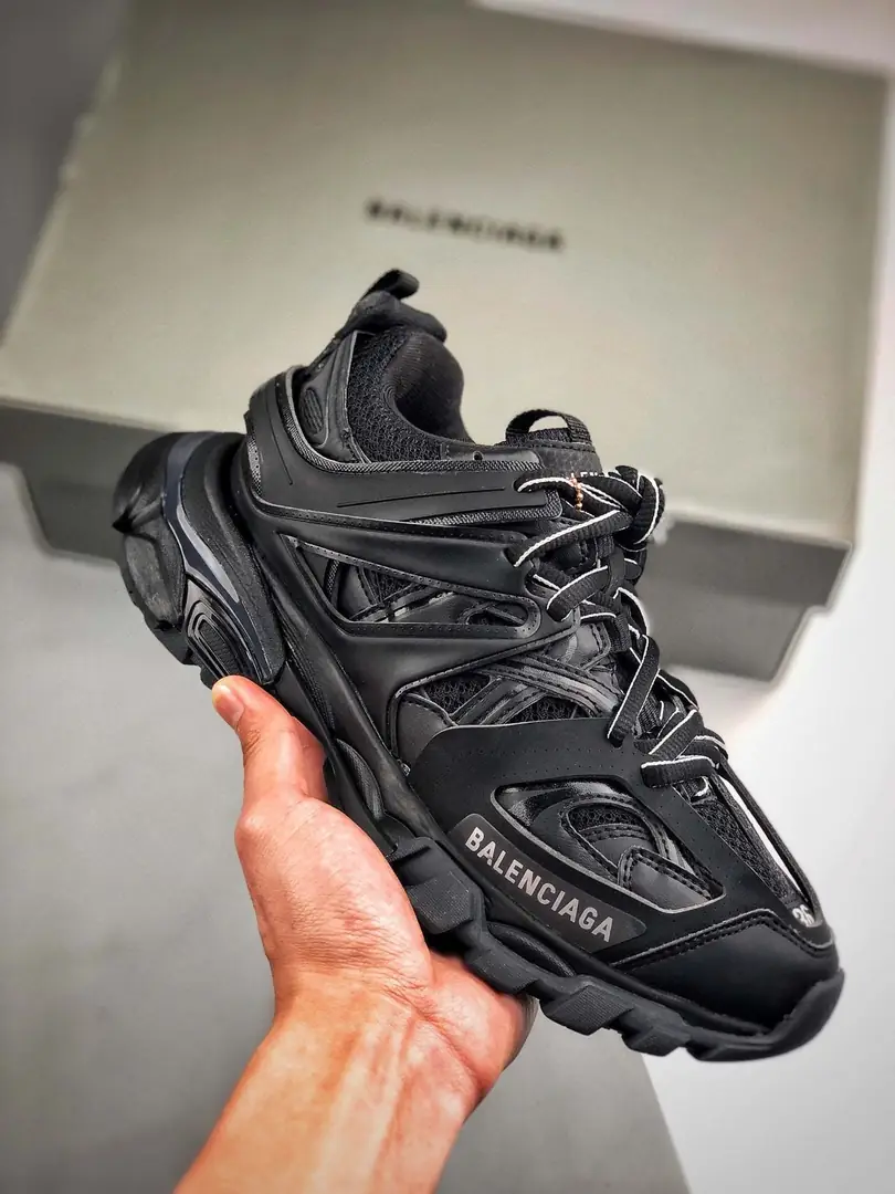 Kng484  Brand Balenciaga  (high quality 1:1 ) 120$ 880 gallery