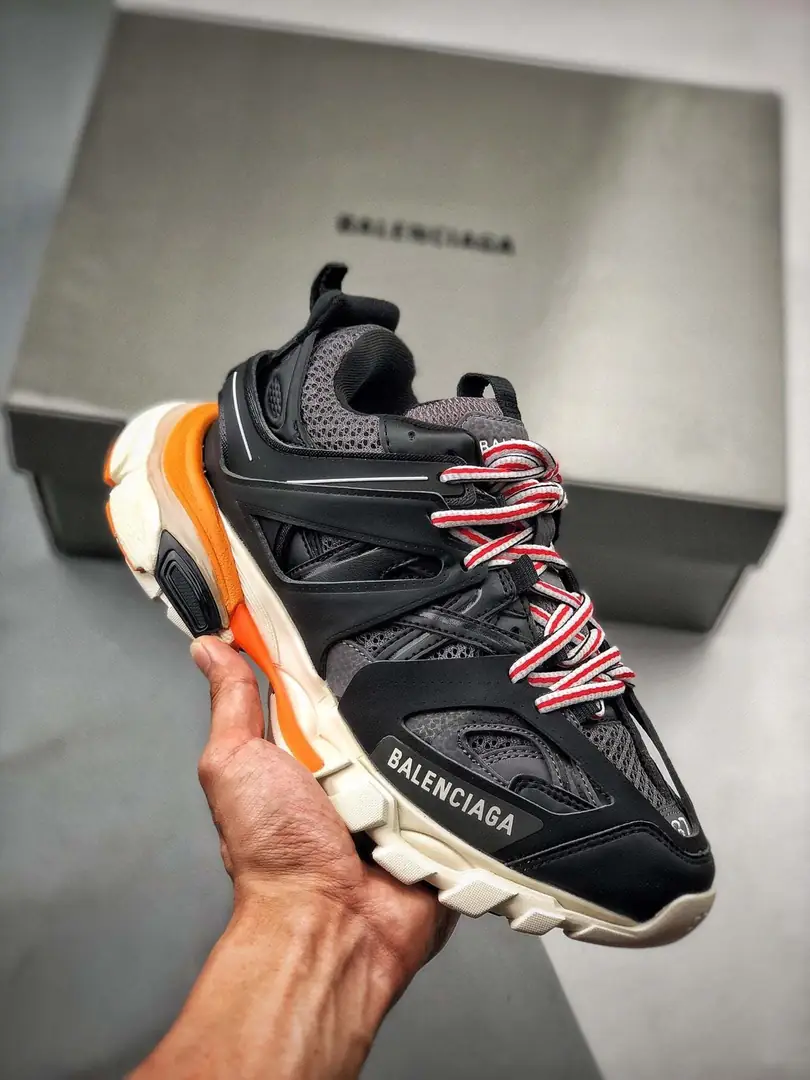 Kng484  Brand Balenciaga  (high quality 1:1 ) 120$ 880 gallery