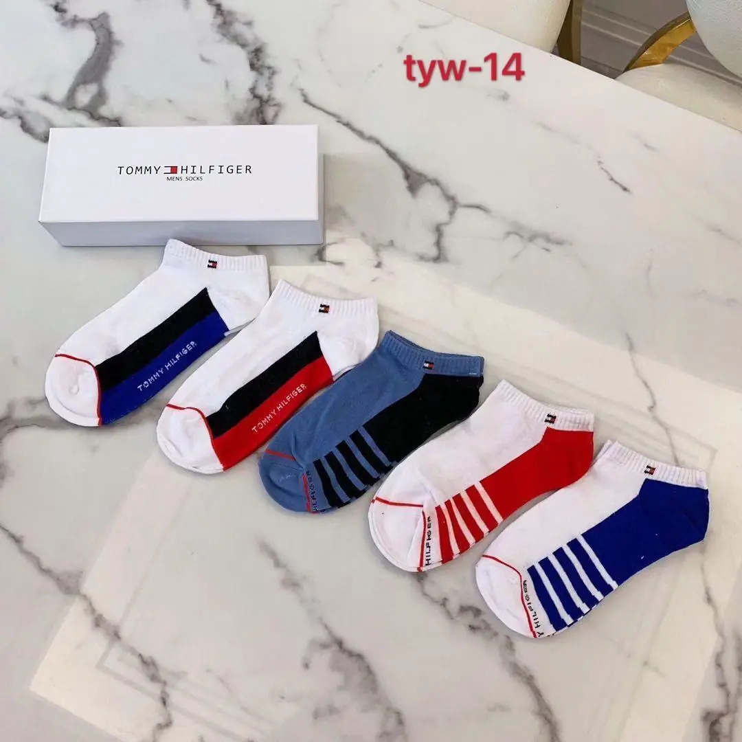 Kng492  NIKE socks 4A+ 26.99$ 220 gallery