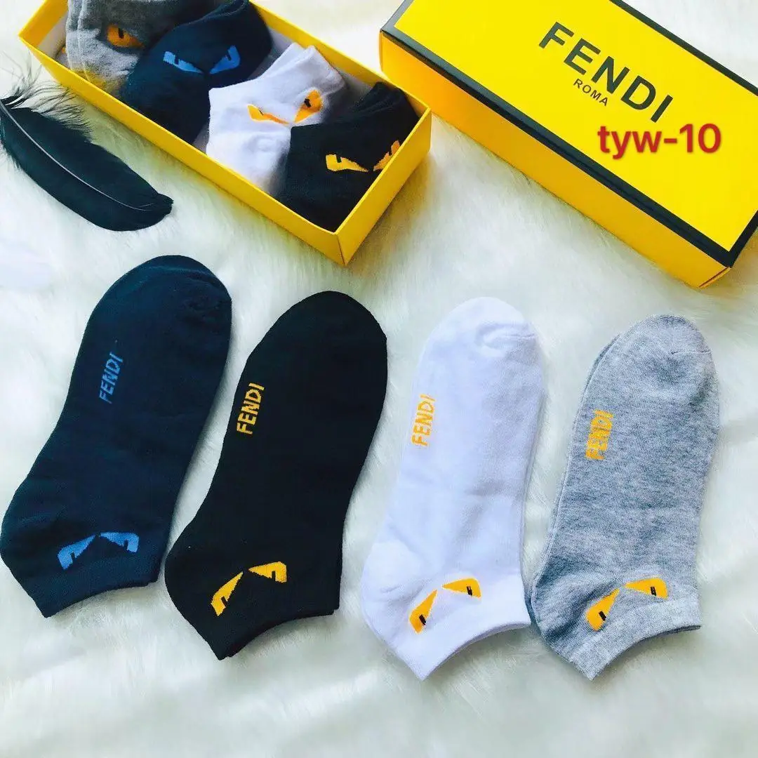 Kng492  NIKE socks 4A+ 26.99$ 220 gallery