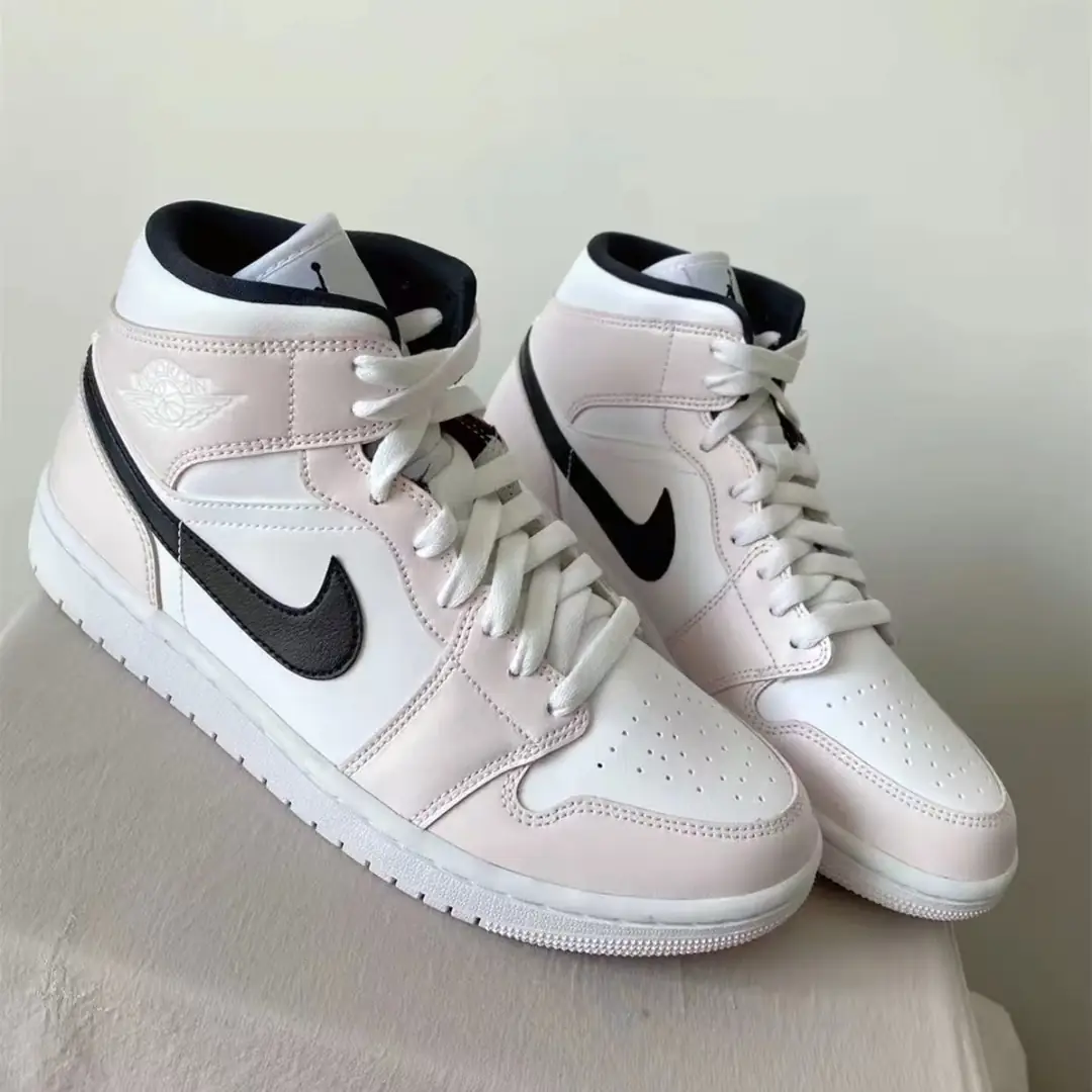 Kng546  AJ SB 300 40$ gallery