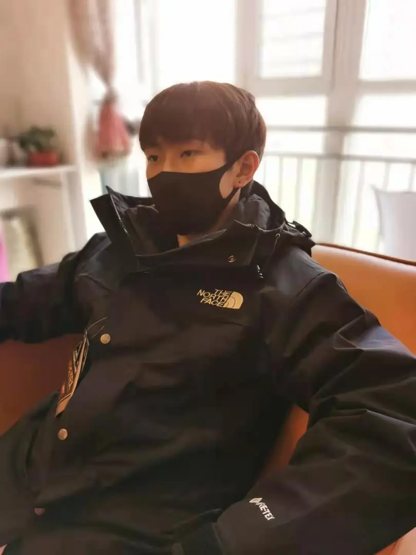 Kng547 TNF 400🤴🏾  55$ gallery