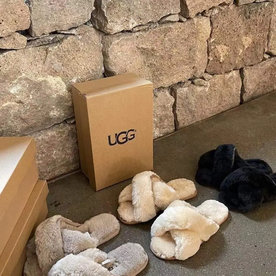 Kng656 UGG  320 41.5$ gallery